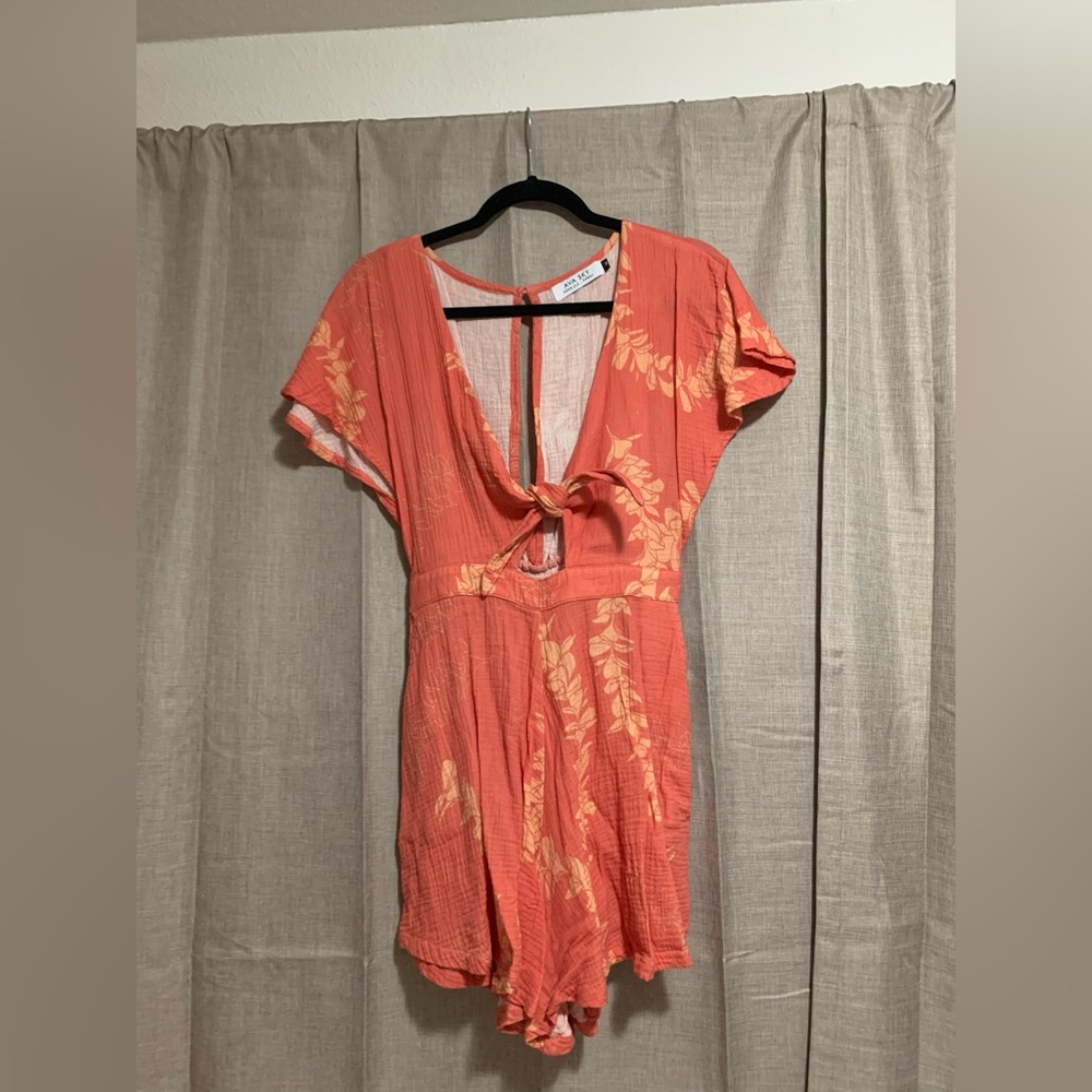 Fighting Eel |Ava Sky MIH Romper Kiwi in Plumeria Lei Papaya Size Medium